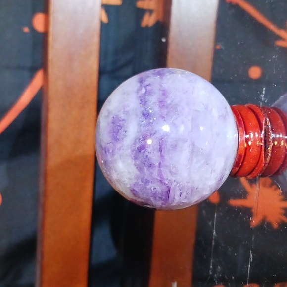 Flourite Sphere - Picture 4 of 8